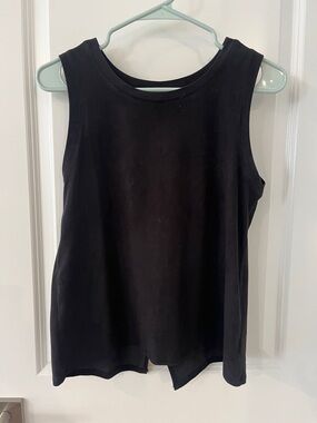 Oiselle Black Sleeveless Women's Top